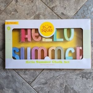 NIB Sun Squad 22 Piece Hello Summer Chalk Set Sidewalk Chalkboard Fun Gift New